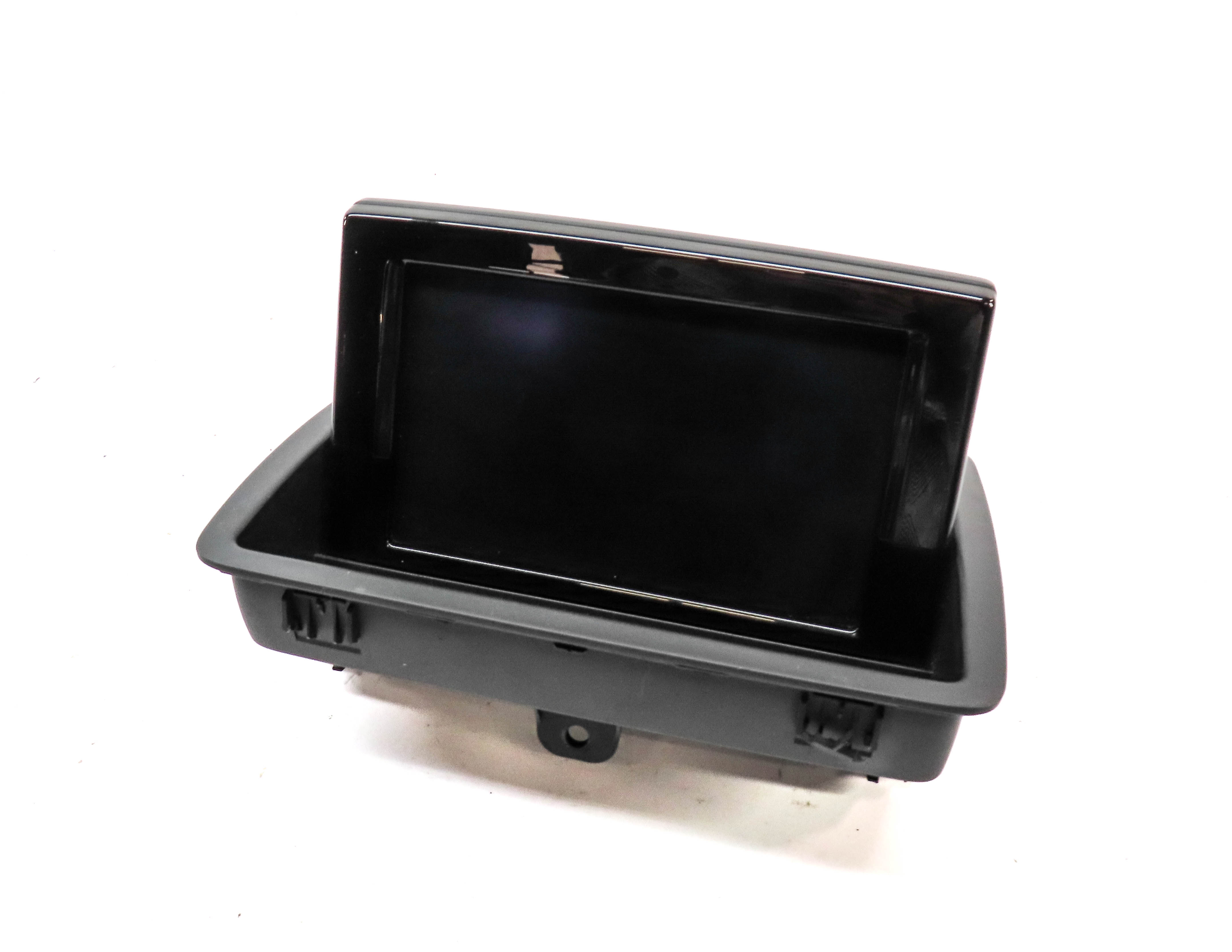 2015-2018 AUDI Q3 (8U) RADIO PHONE MEDIA MULTIMEDIA 7" COLOR DISPLAY SCREEN — exact item pictured